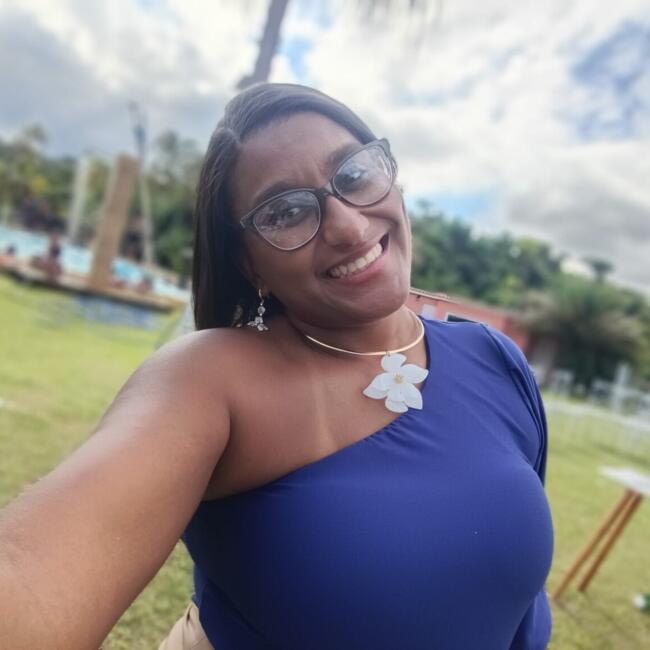 Babysitter in Barra do Piraí: Vania