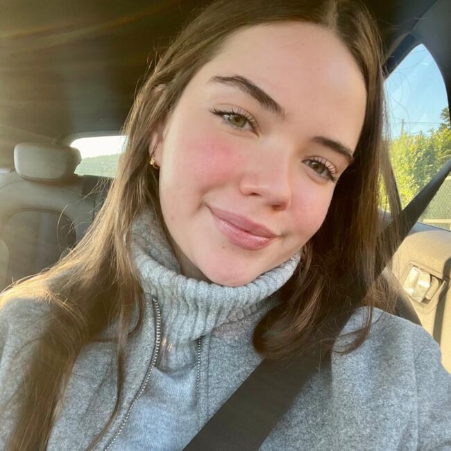 Babysitter in Guimarães: Bruna