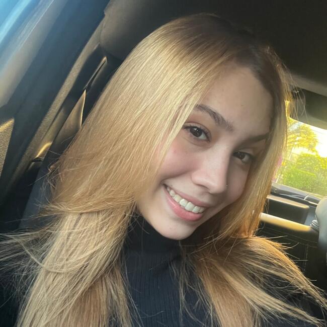 Babá em Birigui: Karla