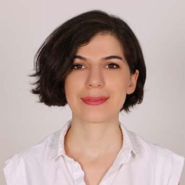 Babysitter in Berlin: Gülsüm