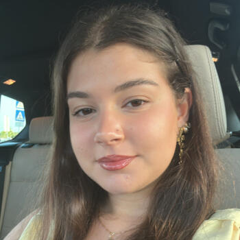 Babysitter em Vila Real: Luisa