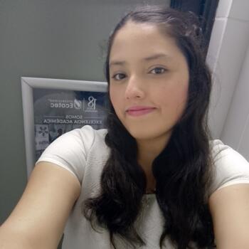 Babysitter in Guayaquil: Amy