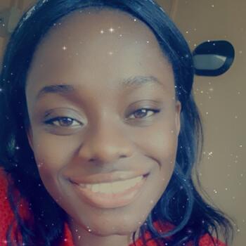Baby-sitter in Lille: Audrey Efua