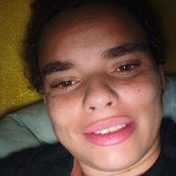 Babá em Belo Horizonte: Beatriz