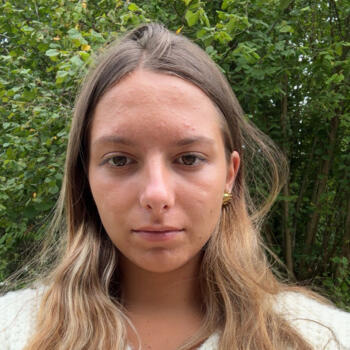 Babysitter in Saubrigues: Laly