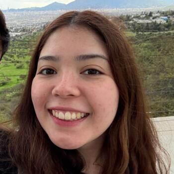 Niñera en Peñalolén: Paz