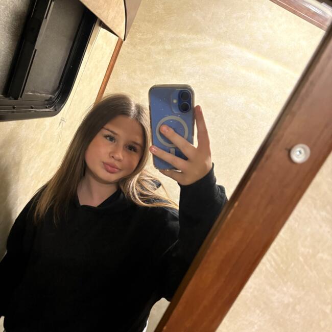 Babysitter in Abbotsford: Devon