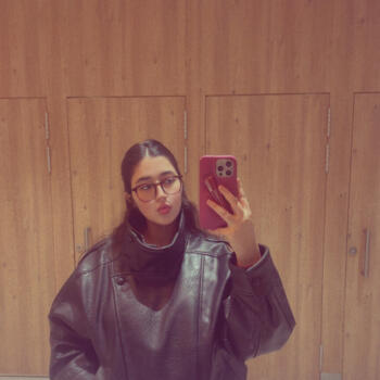 Babysitter in Chambourcy: Heba