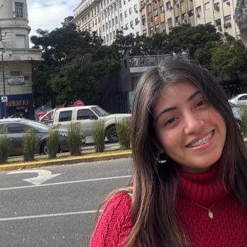 Niñera en Buenos Aires: Avril