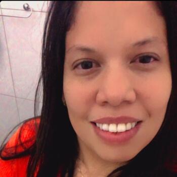 Babysitter in Fazenda Rio Grande: Thayane