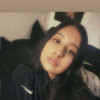 Baby-sitter Calgary: Jaspriya