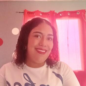 Niñera en Ciudad de Colón: Elishka