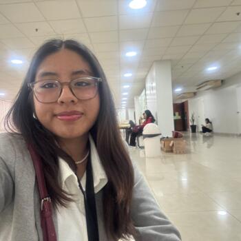 Babysitter in Santa Anita - Los Ficus: Nicole