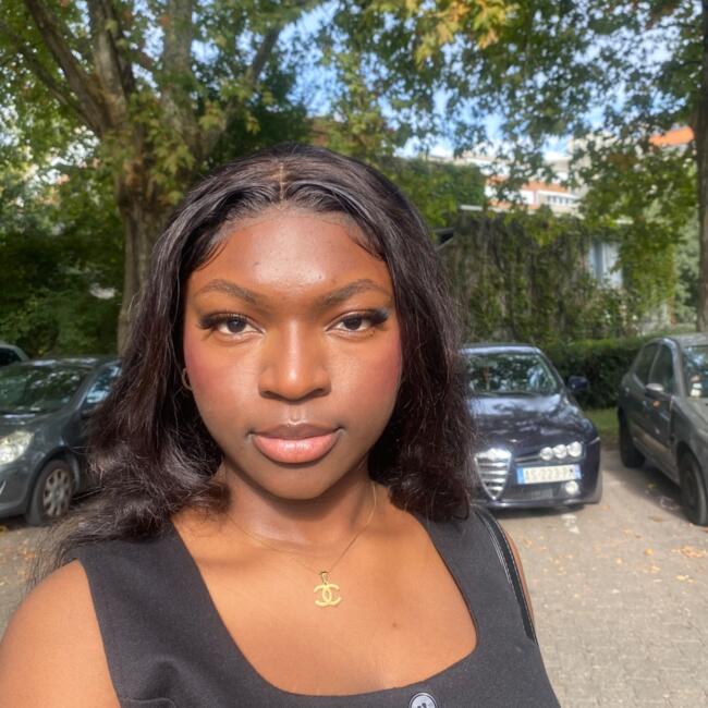 Babysitter in Grenoble: Benelchi