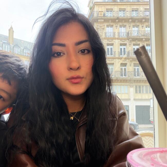 Babysitter in Saint-Maur-des-Fossés: Sandi