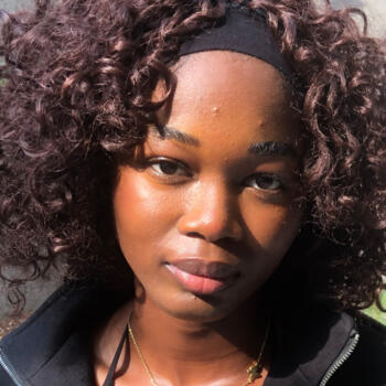 Baby-sitter Abidjan: Zeinab