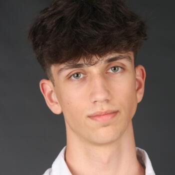 Babysitter in Aalst: Yari