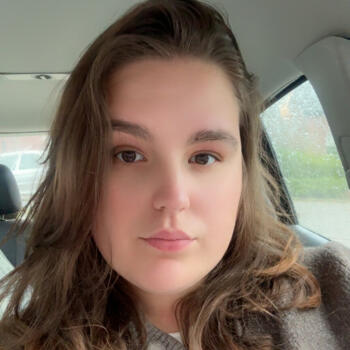 Babysitter in Ravels: Femke