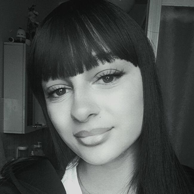 Babysitter in Brossasco: Asmaa