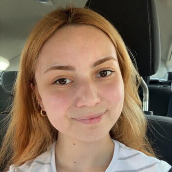 Babysitter in Genk: Azra Kübra