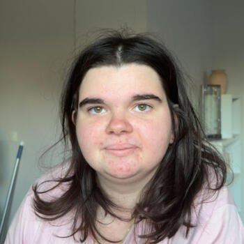 Baby-sitter à Déville-lès-Rouen: Manon