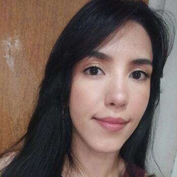 Babysitter in Brasília: Bianca