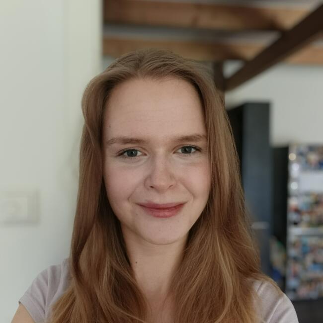 Babysitter in Thulendorf: Alwara
