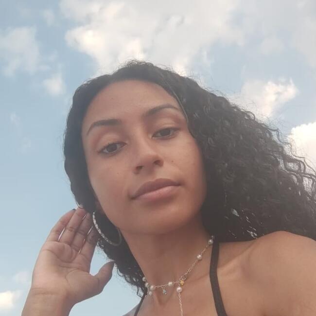 Babá em São Vicente: Thais