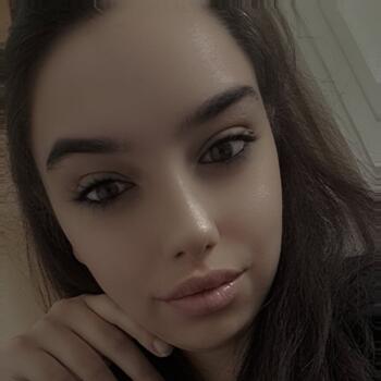 Babysitter in Laval: Oceane