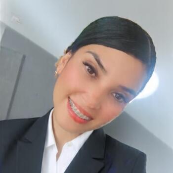 Babysitter in Burgos: Karen