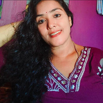 Babysitter in Kochi: Rekha