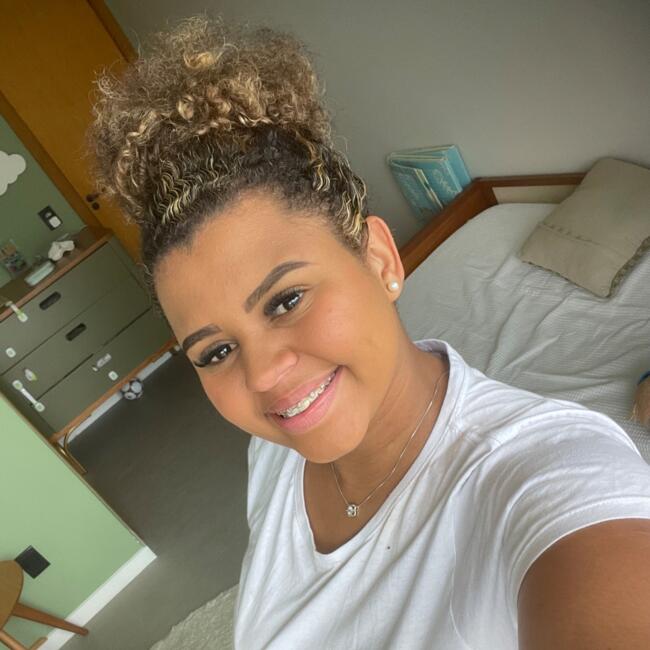 Babá em Vila Valqueire: Maria luiza