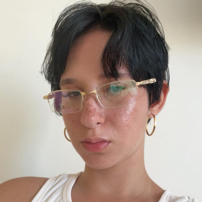 Babá em Vila Velha: Jadhe