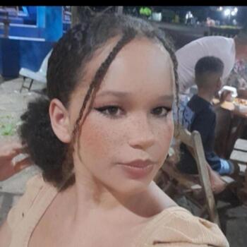 Babá em Ananindeua: Letícia