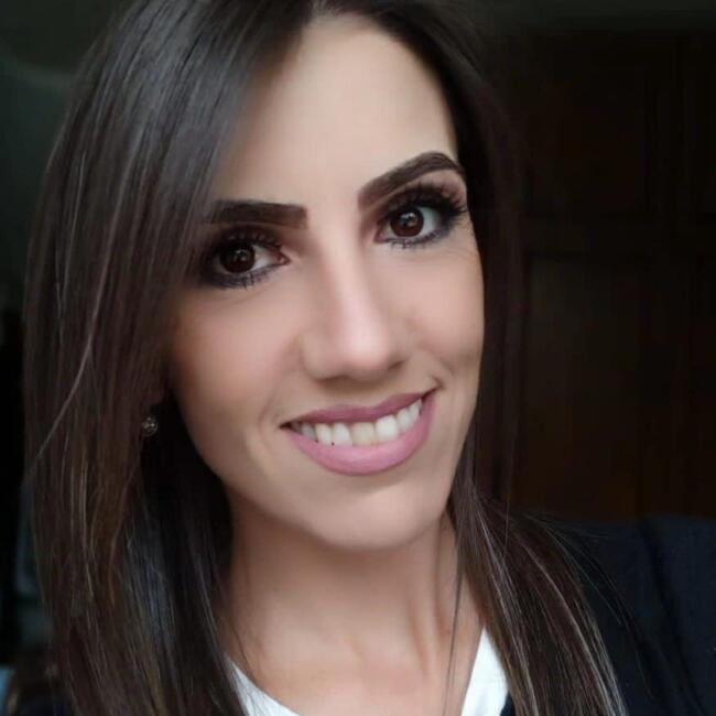 Babysitting job in Caxias do Sul: Valquiria