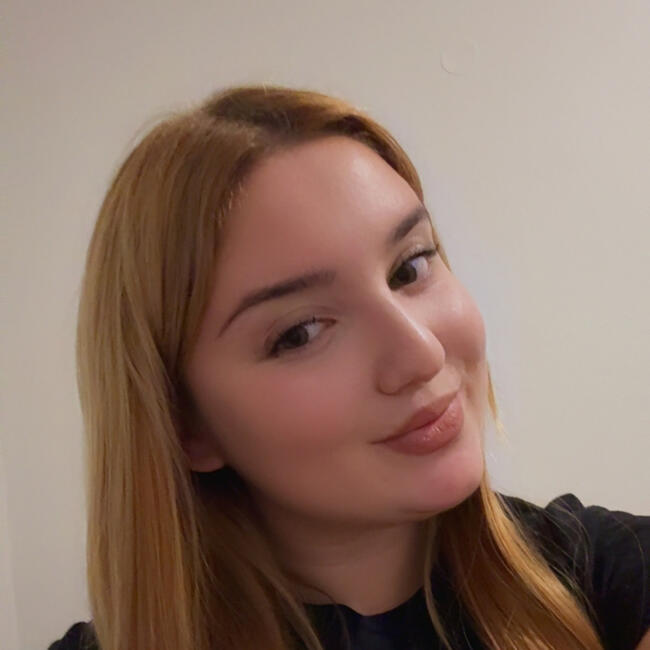 Babysitter στην περιοχή Καβάλα: Bena