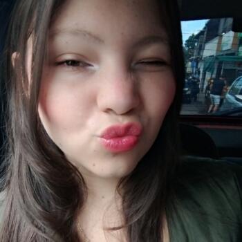 Babysitter in Caracas: Dariatni cristel