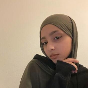 Babysitter in Izegem: Huda