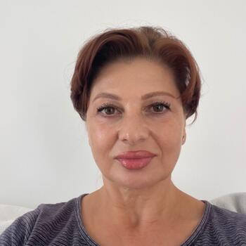 Niñera Manilva: Karine
