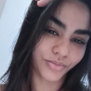 Emprego de babá em São Gonçalo (São Gonçalo): emprego de babá Sthefany