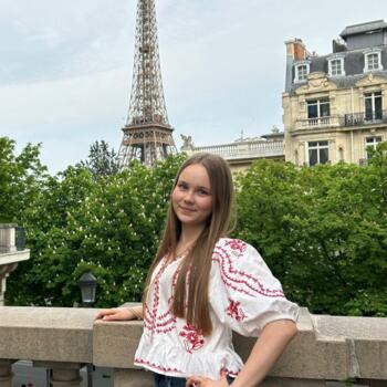 Babysitter Auvers-sur-Oise: Lisa