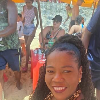 Babá em Salvador: Taise