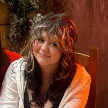 Babysitter in Belfast: Mia