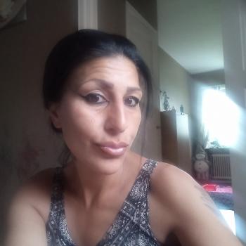 Barnvaktsjobb i Göteborg: barnvaktsjobb Elnaz
