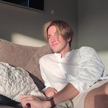 Babysitter in Moeskroen: Adam