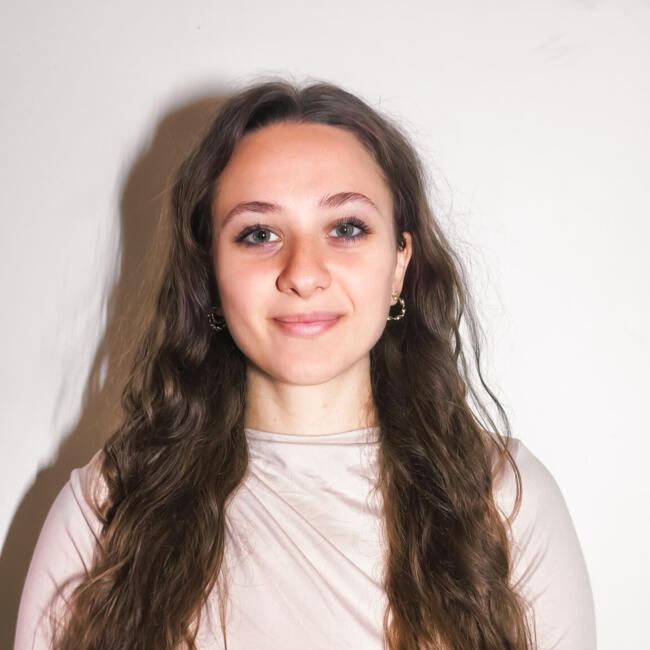Babysitter in Frosinone: Emanuela