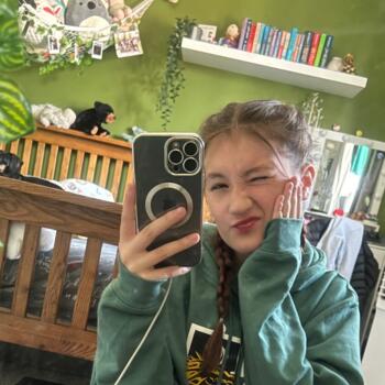 Babysitter Edmonton: Amelia