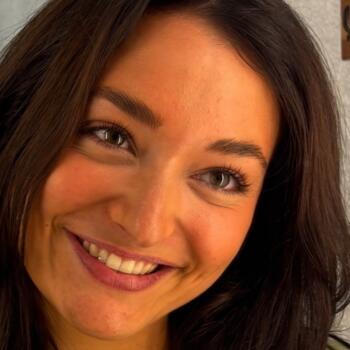 Babysitter in Istres: Ambre