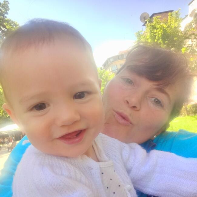 Детегледачка в София: Janet