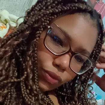 Babysitting job in Bauru: babysitting job Gleice